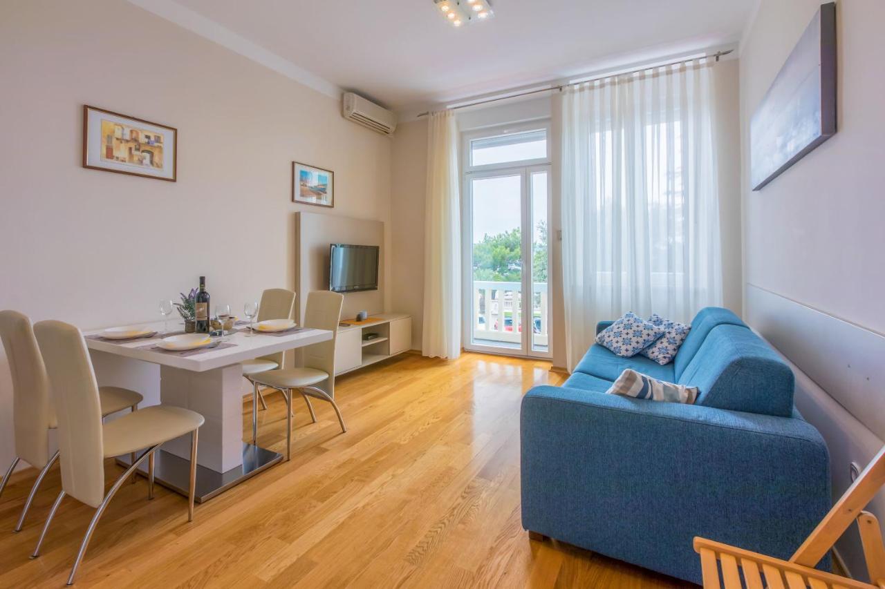 Apartment Laura Crikvenica Zewnętrze zdjęcie